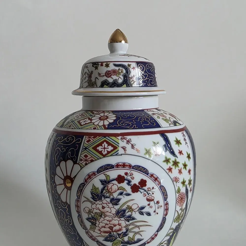 Imari Empress Ginger Jar Urn with Lid Porcelain Floral Vase 8